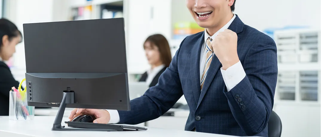 誰でも使いやすい操作性＆便利な自動レポート作成機能